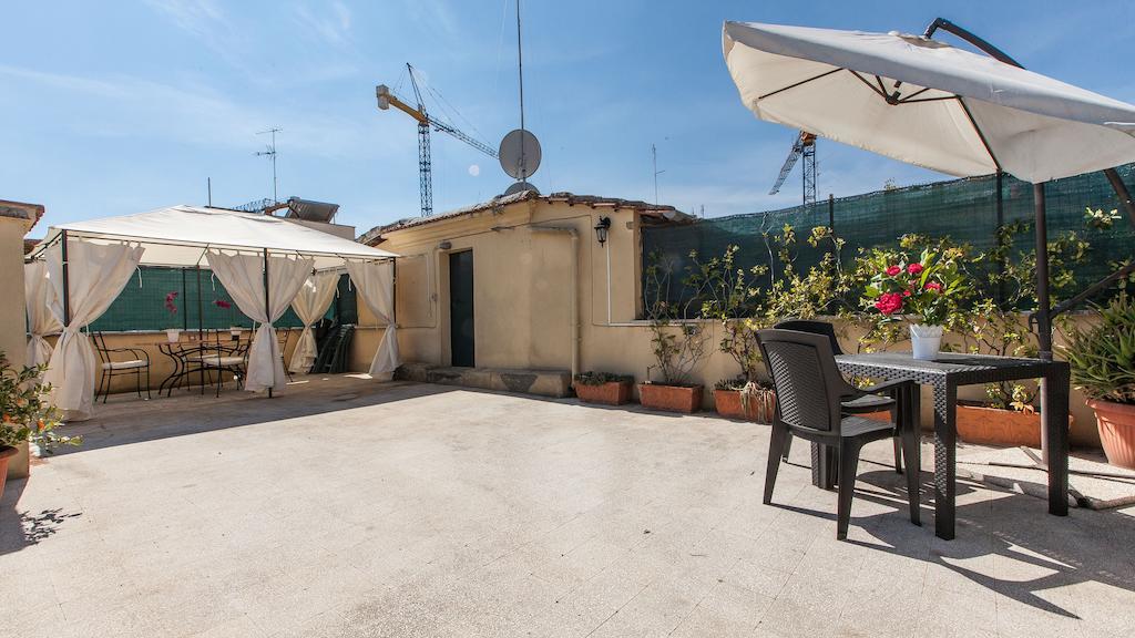 Rental In Rome Vatican View Terrace 객실 사진